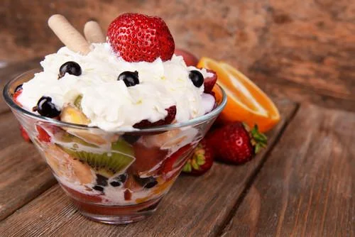 Fruity Delight with Chocolate Pudding